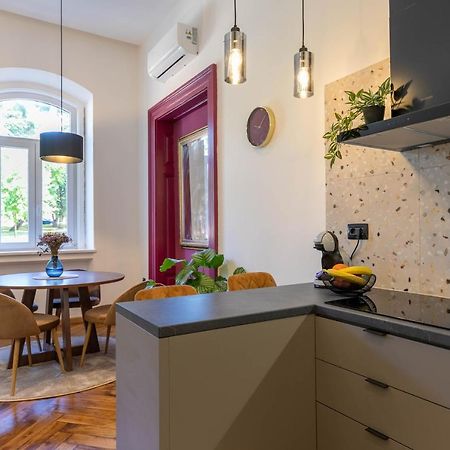 Polai Park Apartments Экстерьер фото