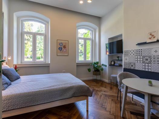 Polai Park Apartments Экстерьер фото