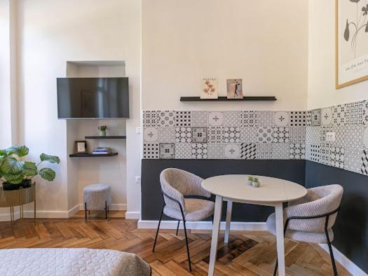 Polai Park Apartments Экстерьер фото